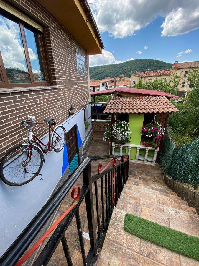 Casa Julian Cistierna Exterior foto